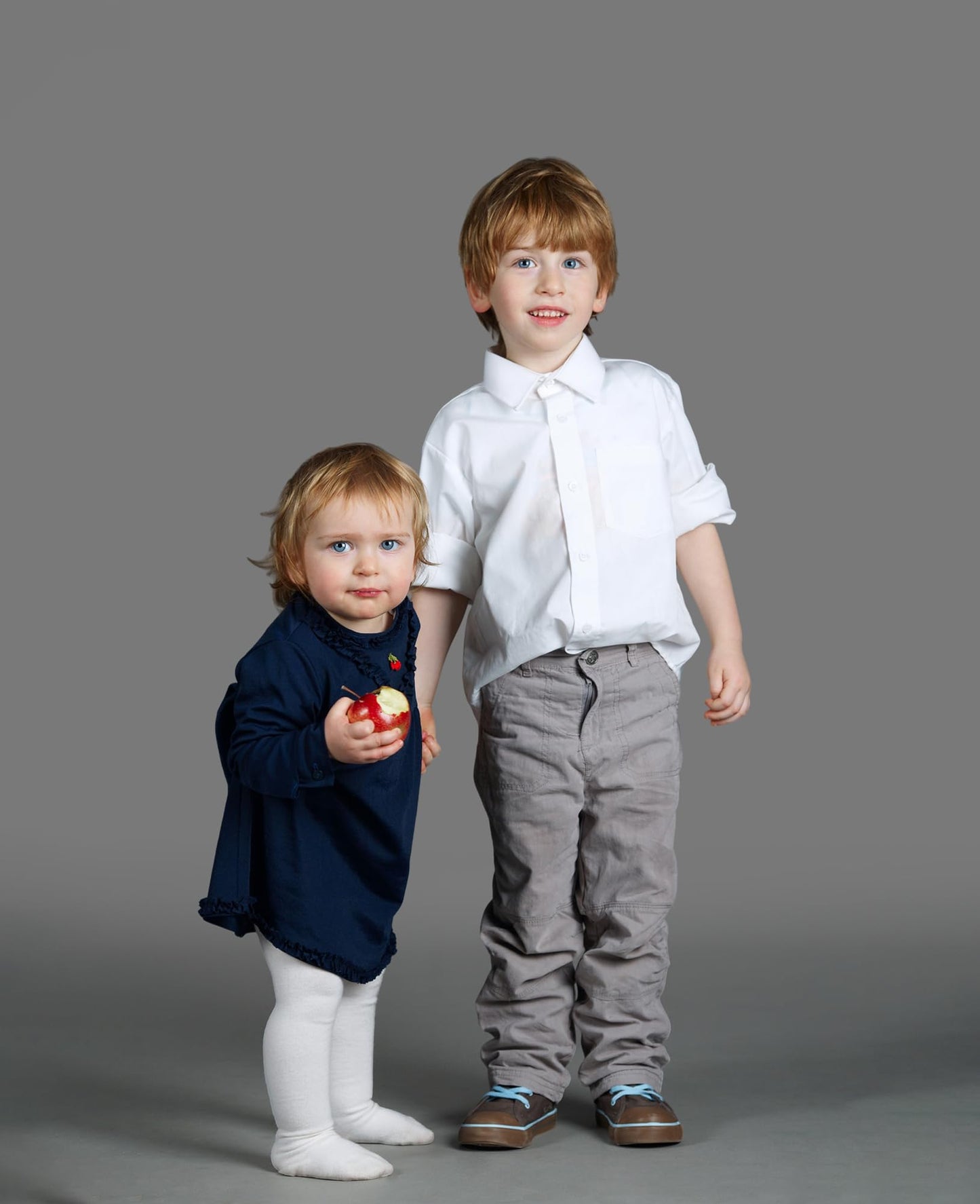 Haboke Professional Seamless Paper Backdrop - 107" x 32.8ft